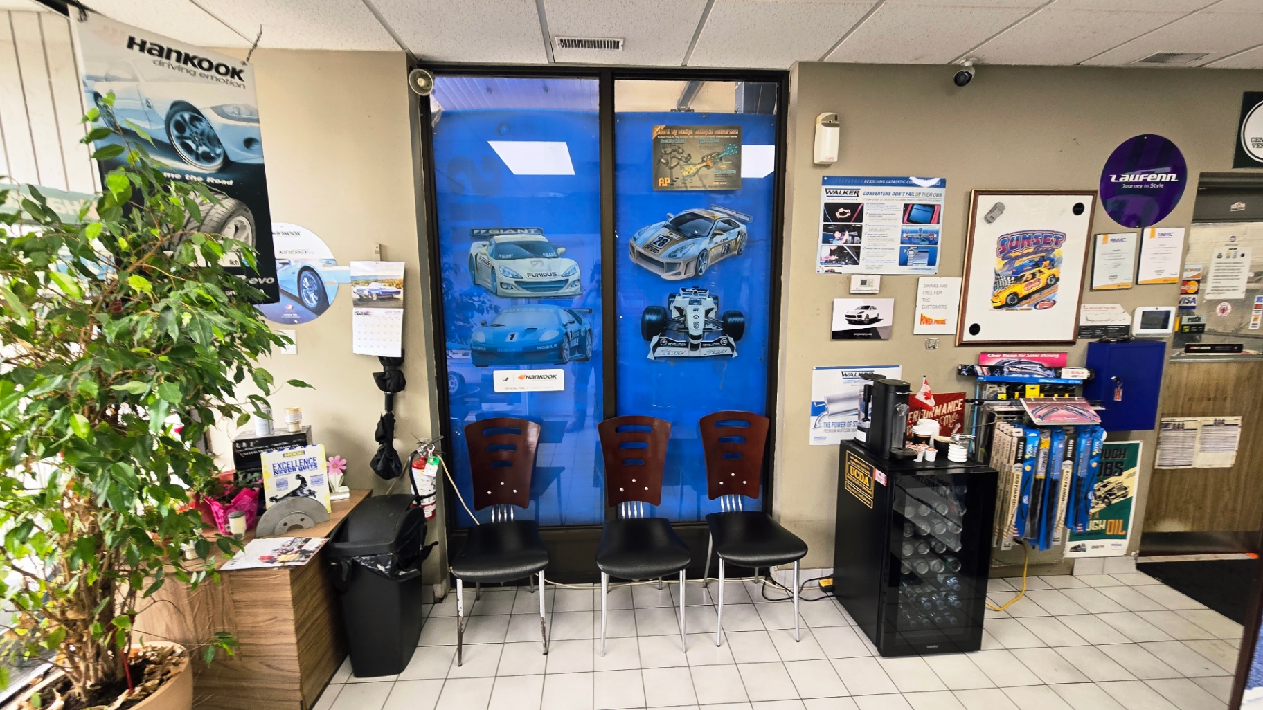 Customer lounge